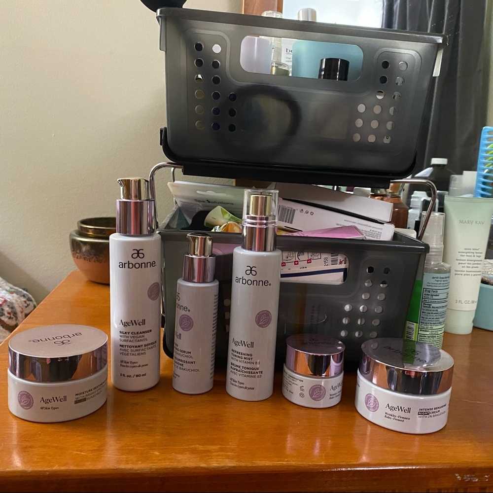 Arbonne Agewell SPF Set
